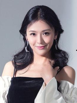 演员于娜个人资料,影视界璀璨的璀璨明珠